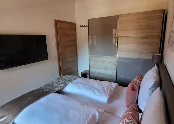 Hochalmbahnen Chalets 20W3, Alpenflieder, Nahe Gondel, Hunde Willkommen شقة